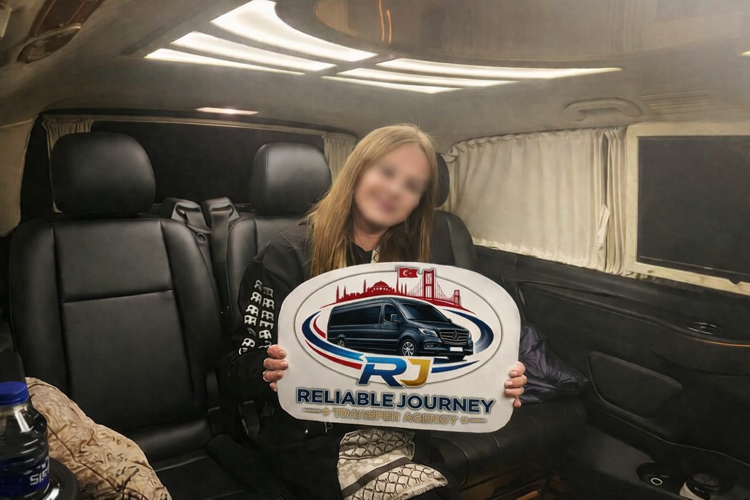 RJ VIP Transfer customer moment